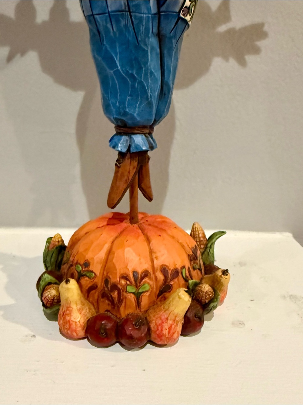 Jim Shore Scarecrow w/Crows “Keeping Watch” Figurine Item#C4002856 - Picture 3 of 8